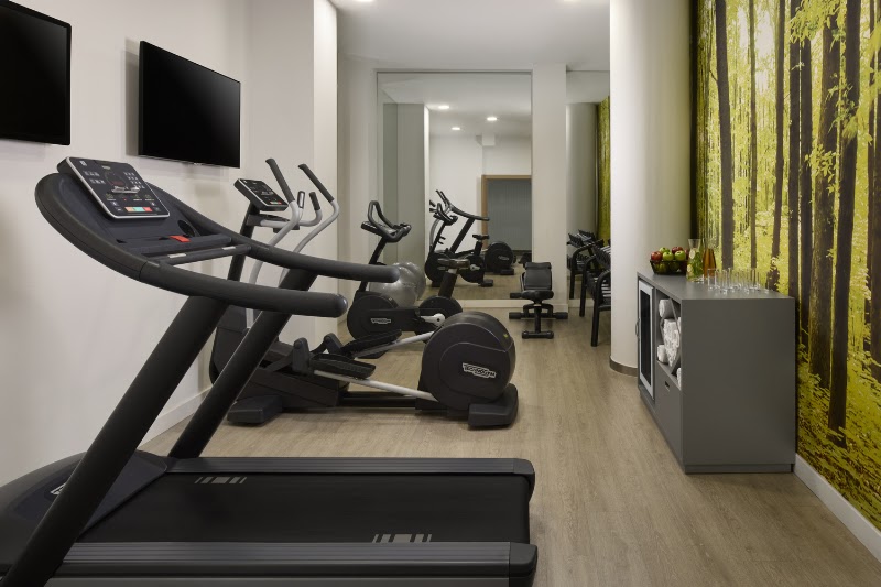 Hotel NH Barcelona Diagonal Poblenou - Hotel NH Barcelona Diagonal Poblenou Carrer d'Àlaba, 94, 96, Sant Martí, 08018 Barcelona, Spain