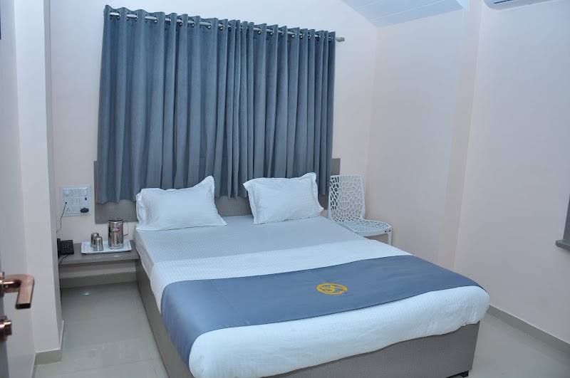 Hotel Sai Ashray - Hotel Sai Ashray 01, Bhagyalaxmi Rd, Shirdi, Maharashtra 423109, India
