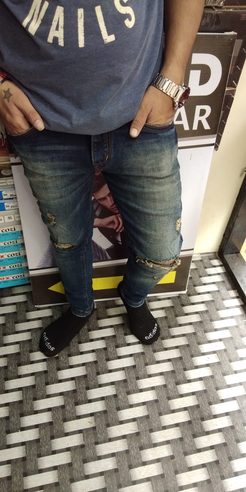 Reload Mens Wear - Reload Mens Wear, Sadar Bazaar Rd, Bhairudan Manaklal Nahar, Chameli Chowk, Dhamtari, Chhattisgarh 493773, India