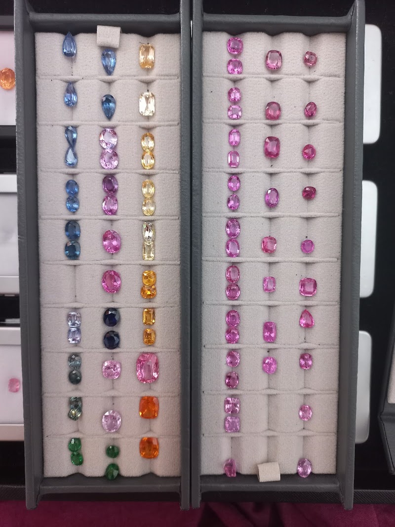 GEMLANKA ART GALLERY - Karandana Gems & Tours Pvt Ltd - GEMLANKA ART GALLERY - Karandana Gems & Tours Pvt Ltd 35, 1 Elibank Rd, Colombo 00500, Sri Lanka