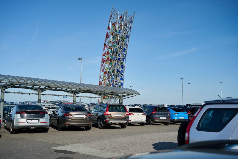 Bílastæði - Keflavíkurflugvöllur (KEF) - KEF Parking - Bílastæði - Keflavíkurflugvöllur (KEF) - KEF Parking 235 Keflavík, Iceland