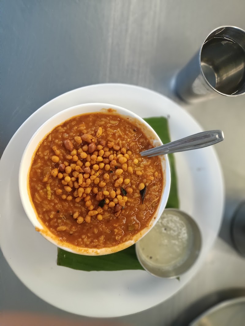 Siddarameshwara kitchen - Siddarameshwara kitchen 8M64+8XH, Ganapathi Temple Rd, N R Mohalla, Rajendra Nagar, Mysuru, Karnataka 570001, India