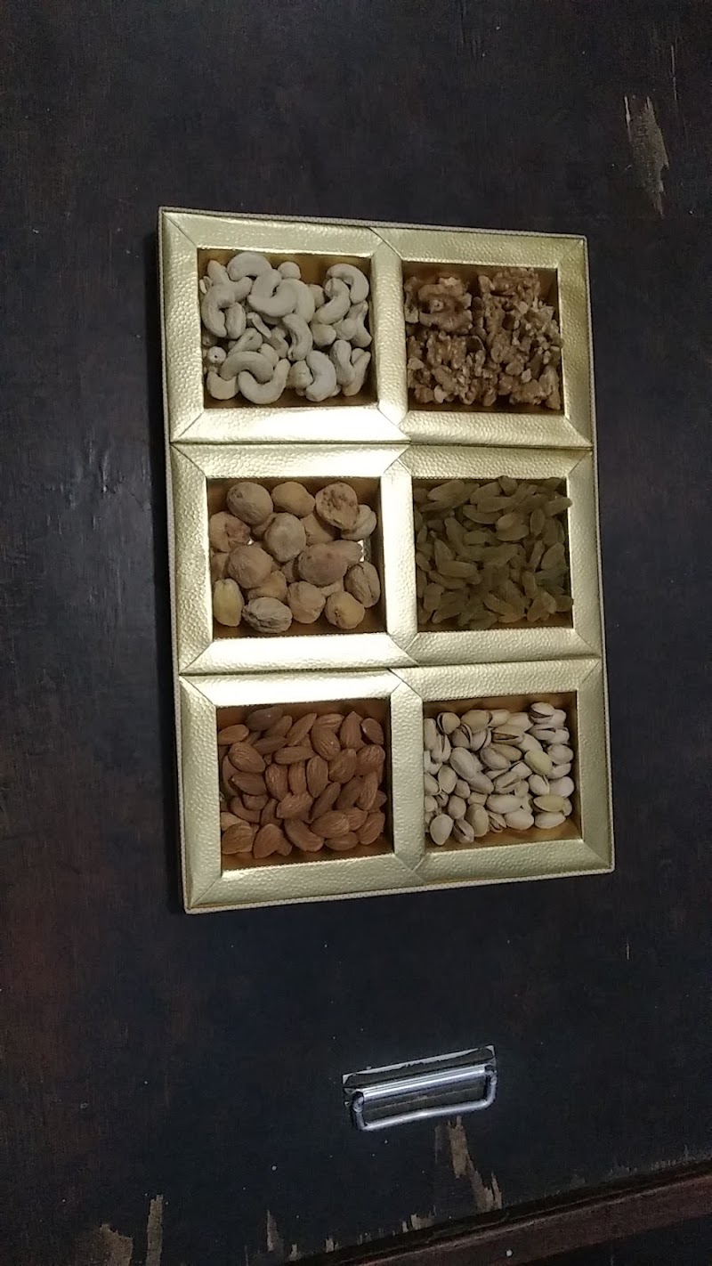 Calcutta Sweets Tatibandh Raipur - Calcutta Sweets Tatibandh Raipur, Infront of AIIMS, gate 3, Gurudwara complex, Tatibandh, Raipur, Chhattisgarh 492099, India