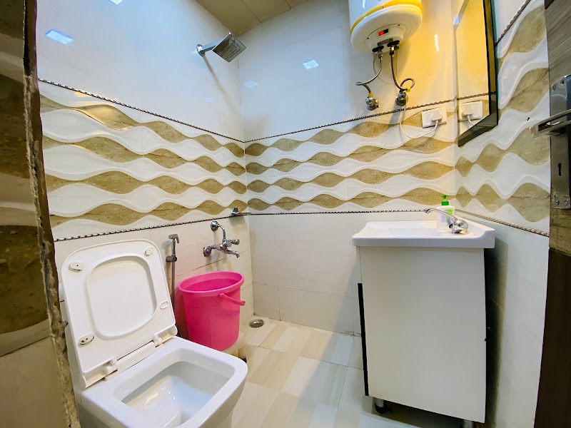 Rudhraksh Villa 4BR- Perfect Vacay Villa - Rudhraksh Villa 4BR- Perfect Vacay Villa Rest heaven estate cottage, 4, camel's Road, The Mall Road, Mussoorie, Uttarakhand 248179, India