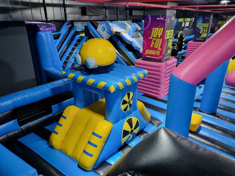 Dugout Inflatable Park