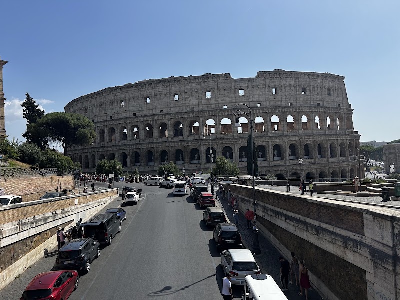 Alfredo Tour | Golf Cart Tour in Rome - Alfredo Tour | Golf Cart Tour in Rome, Via delle Carrozze, 12, 00187 Roma RM, Italy