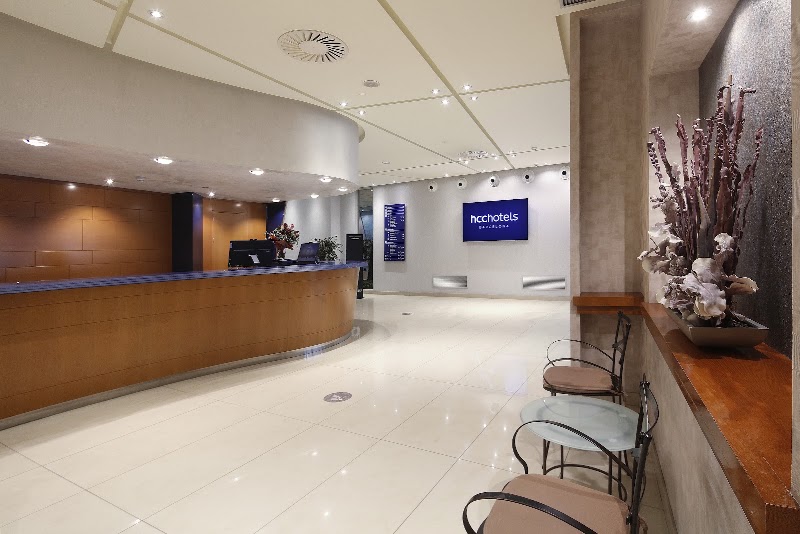 Hotel HCC Montblanc - Hotel HCC Montblanc Via Laietana, 61, Ciutat Vella, 08003 Barcelona, Spain
