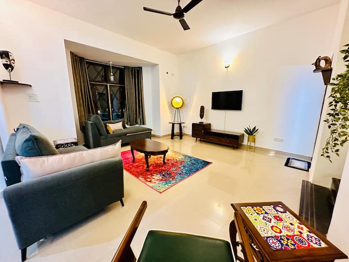 GR Stays Calangute - GR Stays Calangute, 251, Holiday St, Gauravaddo, Calangute, Goa 403516, India