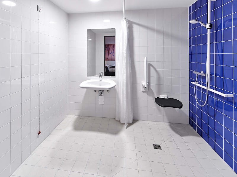 B&B HOTEL Köln-Troisdorf - B&B HOTEL Köln-Troisdorf Poststraße 64, 53840 Troisdorf, Germany