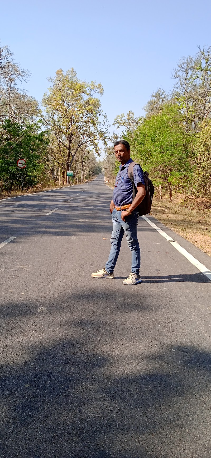 Karan ka ghar - Karan ka ghar, PFVW+493 School,chowk, Khartuli, Chhattisgarh 493773, India