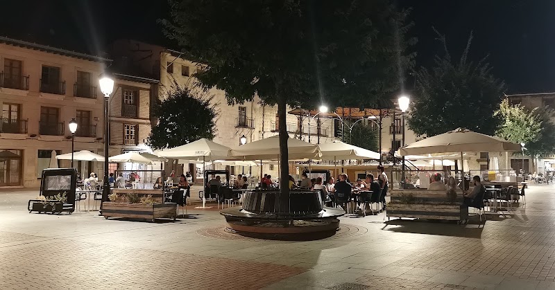 Plaza de España - Plaza de España Pl. de España, 09200 Miranda de Ebro, Burgos, Spain