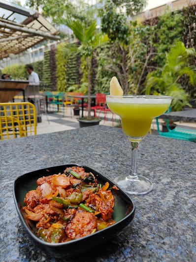 Publik - Publik 57 1A, Outer Ring Rd, opp. Sakra Hospital Road, Devarabisanahalli, Bellandur, Bengaluru, Karnataka 560103, India