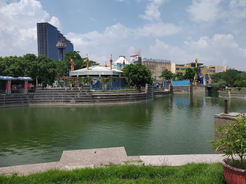 Worlds of Wonder - Worlds of Wonder Gate No. 11, Maharaja Agrasen Marg, opposite to Gardens Galleria Mall, near The great india place mall, Sector 38, Noida, Uttar Pradesh 201303, India