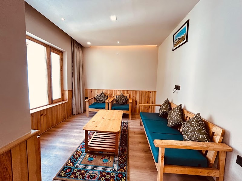Hunder Resort - Hunder Resort Chakzot, Hunder Rd Hunder Jammu and Kashmir, HFR7+85J, Hunder, 194401