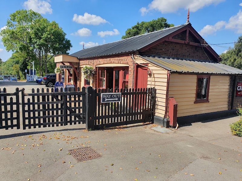 Kent & East Sussex Railway - (Tenterden Town, Station) - Kent & East Sussex Railway - (Tenterden Town, Station) Tenterden Town Station, Station Rd, Tenterden TN30 6HE, UK