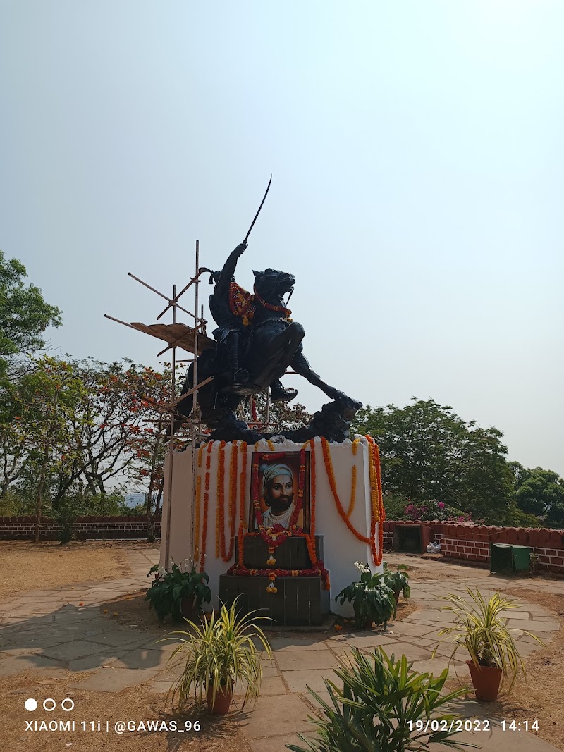 Chhatrapati Shivaji Maharaj Fort - Chhatrapati Shivaji Maharaj Fort CX6Q+XCX, Donshiwado, Bandoda, Bandiwada, Goa 403401, India