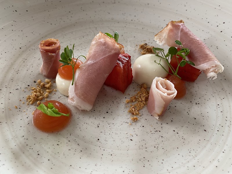 Hotel Restaurant Crasborn - Hotel Restaurant Crasborn Hoogstraat 6, 6017 AR Thorn, Netherlands
