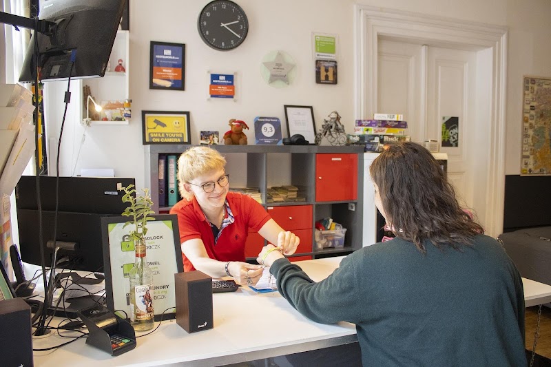 Onefam Home Hostel Prague - Onefam Home Hostel Prague Hybernská 1008/22, Nové Město, 110 00 Praha-Praha 1, Czechia