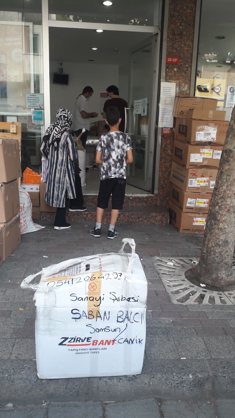 Aras Kargo Güven Şubesi - Aras Kargo Güven Şubesi, Sanayi, Malazgirt Cd. No:10 D:12b, 34165 Güngören/İstanbul, Türkiye