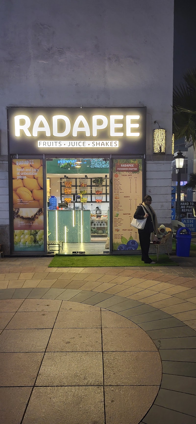 RADAPEE, FRUIT JUICE SHAKES