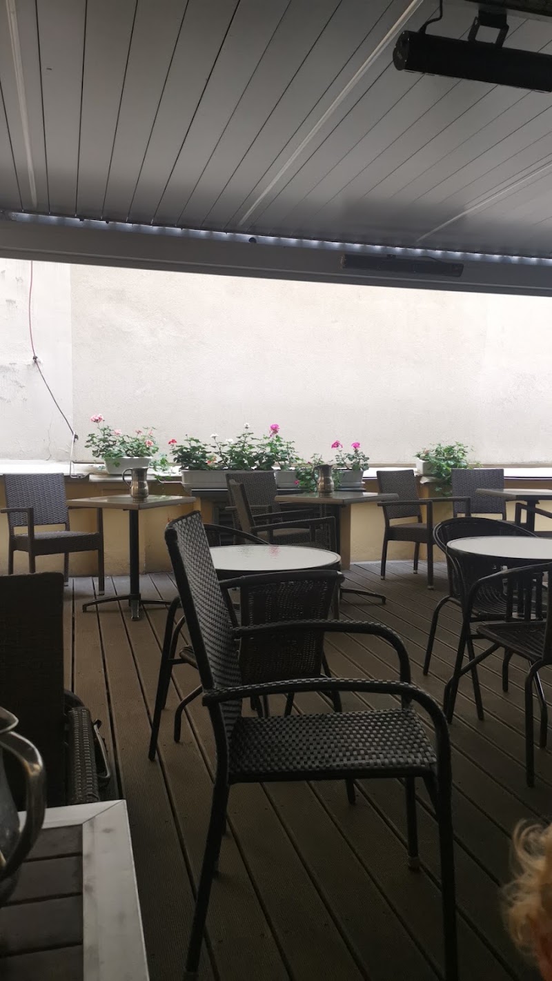 Vegetarianska samoobsluha - Vegetarianska samoobsluha 24, Vladislavova 1587, Nové Město, 110 00 Praha-Praha 1, Czechia