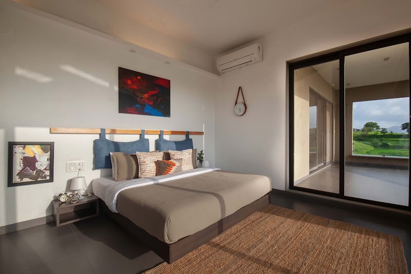 StayVista at Mokshah | Villa with Private Pool in Nashik - StayVista at Mokshah | Villa with Private Pool in Nashik, Villa No 123C, Lake Belle Reserve, Sinner, Ghoti Road, near darna Dam, Ghoti Khurd, Maharashtra 422010, India