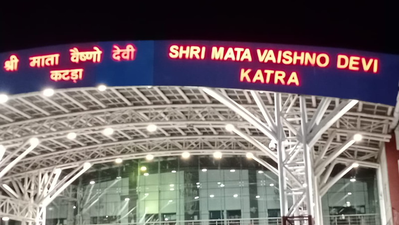 Trimrooms @ Katra Railway Station - Trimrooms @ Katra Railway Station, Railway Station, Railway Rd, near Katra, Katra, 182301