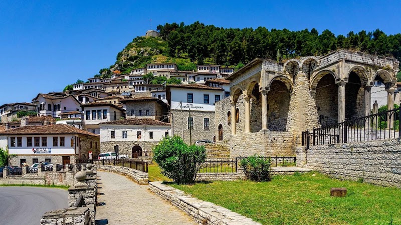 Private Driver Attractive Albania – Chauffeur & VIP Transport in Albania, Kosovo, Montenegro & North Macedonia - Private Driver Attractive Albania – Chauffeur & VIP Transport in Albania, Kosovo, Montenegro & North Macedonia Rruga Pjeter Budi, Tiranë 1001, Albania