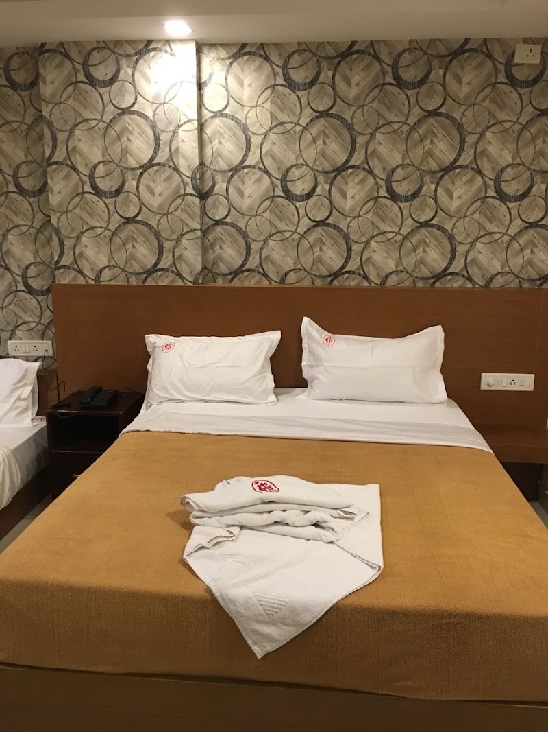 Hotel Grand Suites - Hotel Grand Suites, #4, 1st cross, R.K. Puram, Annamma temple extn, opp. kapali theatre, Majestic, Bengaluru, Karnataka 560009, India