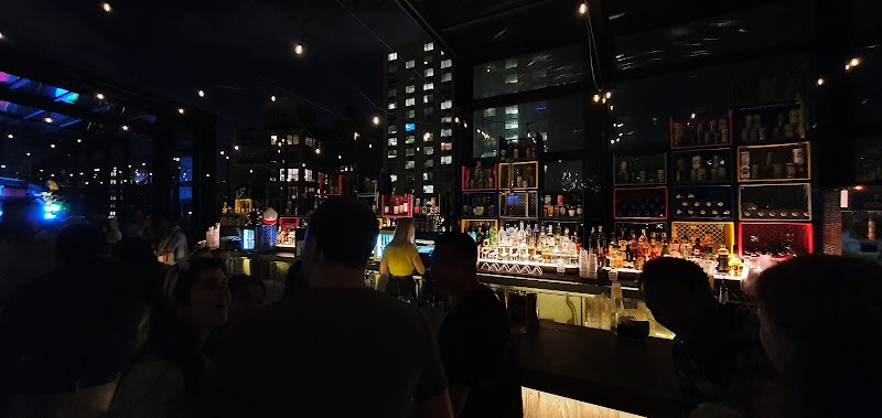 Moxy NYC East Village - Moxy NYC East Village 112 E 11th St, New York, NY 10003, USA