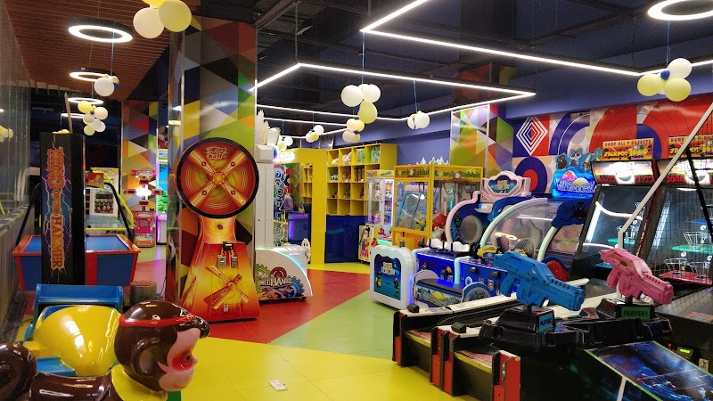 Metro World Mall - Metro World Mall District Centre, Huda Market Rd, Block B, Sector 56, Gurugram, Haryana 122011, India