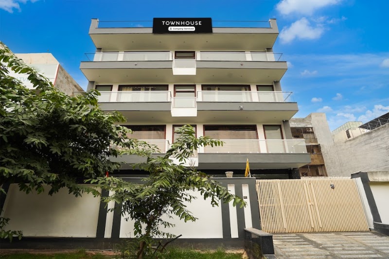 Super Collection O 63 A Noida Peacock Residency - Super Collection O 63 A Noida Peacock Residency D- 443, Sector 63 A, Noida, Chotpur, Uttar Pradesh 201309, India