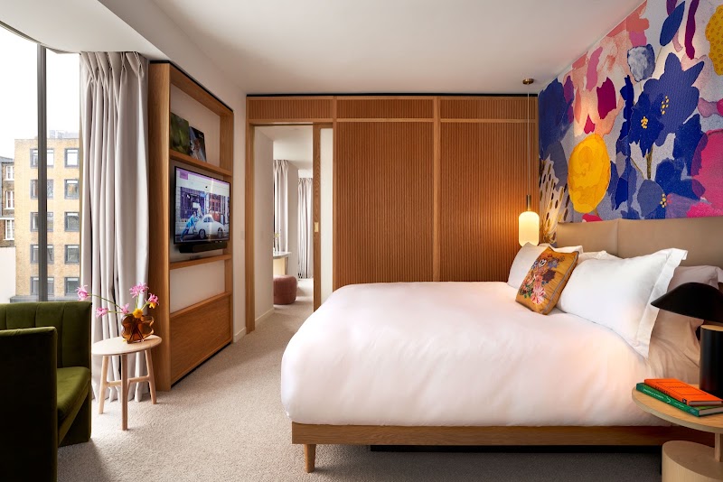 The BoTree London, Curio Collection by Hilton - The BoTree London, Curio Collection by Hilton 30 Marylebone Ln, London W1U 2DR, UK