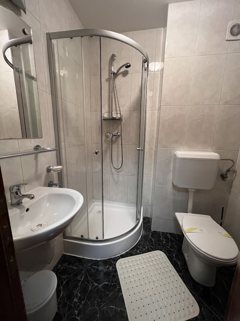 Tania Hotel - Tania Hotel, Strada Șelari 5, 030167 București, Romania