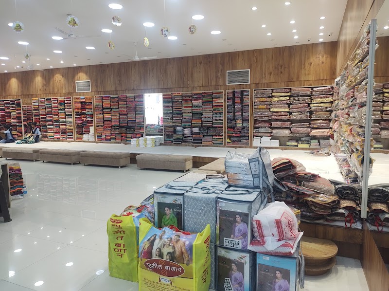 Sumeet Bazaar Dhamtari Chhattisgarh - Sumeet Bazaar Dhamtari Chhattisgarh, Gangrel Dam Rd, opp. amar fules, near Amaltas Puram, Dhamtari, Chhattisgarh 493773, India