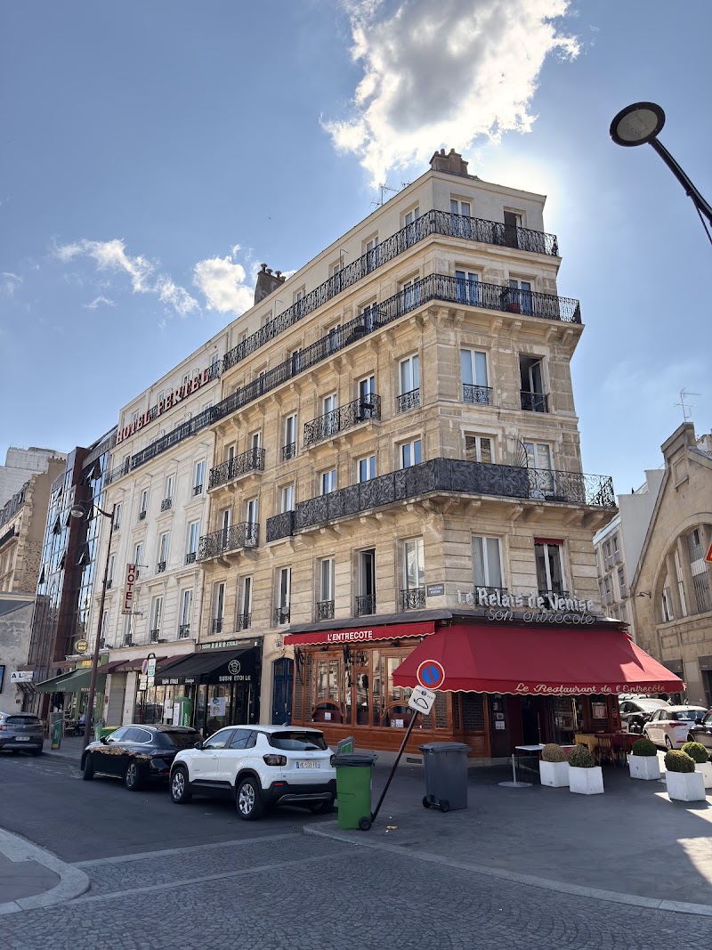 Porte Maillot - Porte Maillot 75017 Paris, France