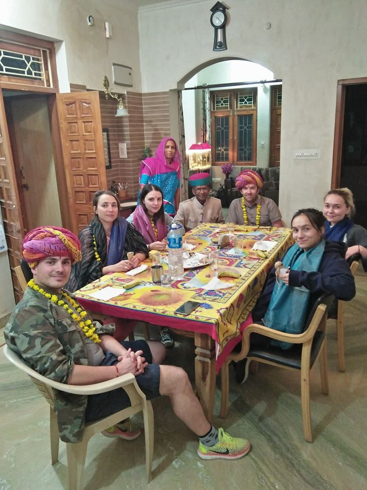 Haveli Raghu Niwas - Heritage Guest House/HomeStay - Haveli Raghu Niwas - Heritage Guest House/HomeStay A-129, Kalwar Rd, Kardhani Govindpura, Govindpura, Jhotwara, Jaipur, Rajasthan 302044, India