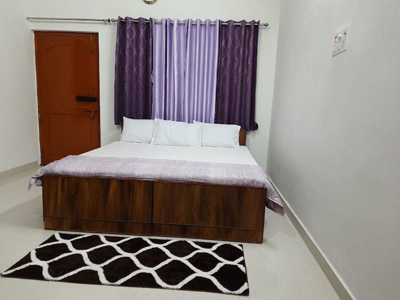 Neehan Homestay - Neehan Homestay Deen Dayal Nagar, B 26/24- 23 (H, Colony, Padampuri, Durgakund, Khojwan, Bhelupur, Varanasi, Uttar Pradesh 221005, India