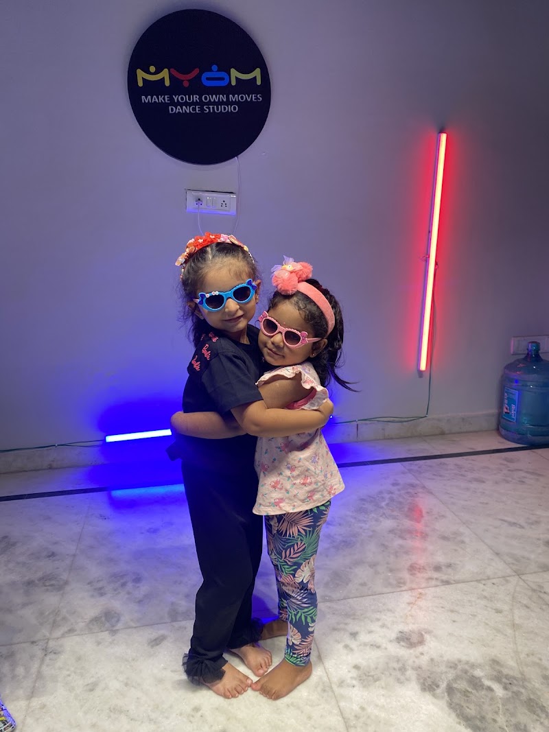 Make Your Own Moves Dance Studio - Make Your Own Moves Dance Studio H-615C, near Global Foyer Mall, Chauma Village, Sector 1, Palam Vihar, Gurugram, Haryana 122017, India