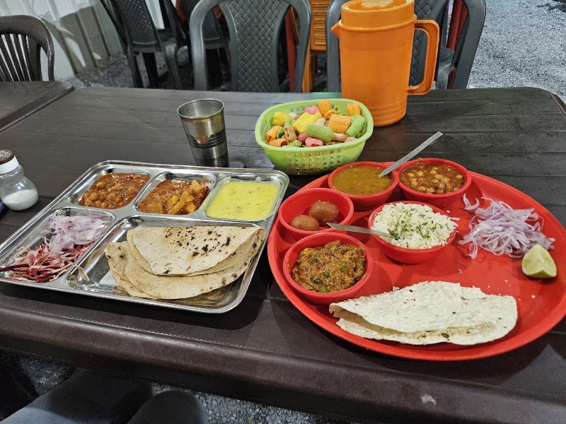 Shree Radhe Restaurant - Shree Radhe Restaurant nlakecity garden ke samne, 100, fir road, Sector 04, Central Area, Udaipur, Rajasthan 313002, India