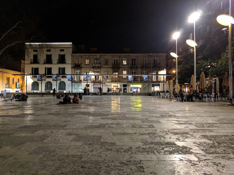 Plaça del Sol - Plaça del Sol, Gràcia, 08012 Barcelona, Spain