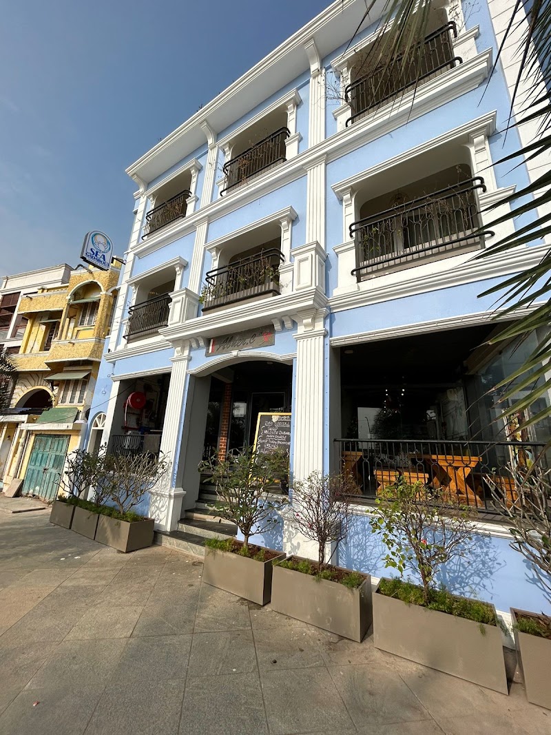 Sea Gadabout - Sea Gadabout 56, First Floor, Goubert Avenue, 605 102, Beach Rd, opposite Beach, White Town, Puducherry, 605001, India