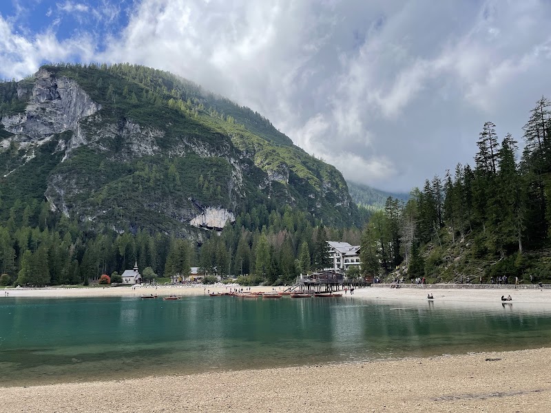 La Palafitta - Bootsverleih am Pragser Wildsee - La Palafitta - Bootsverleih am Pragser Wildsee, St.Veit, 39030 Braies BZ, Italy