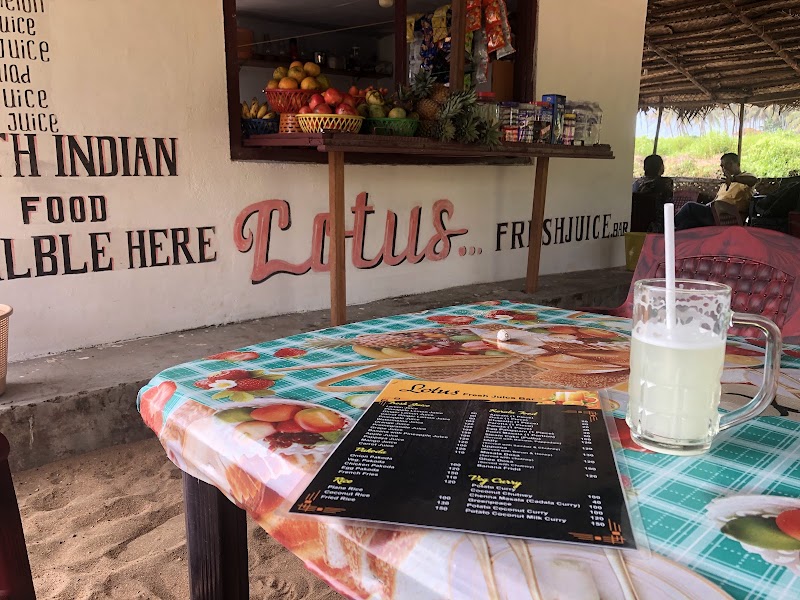Lotus Fresh Juice Bar - Lotus Fresh Juice Bar, QM2V+V48, Varkala Edava Kappil Rd, Varkala, Keralam 695311, India