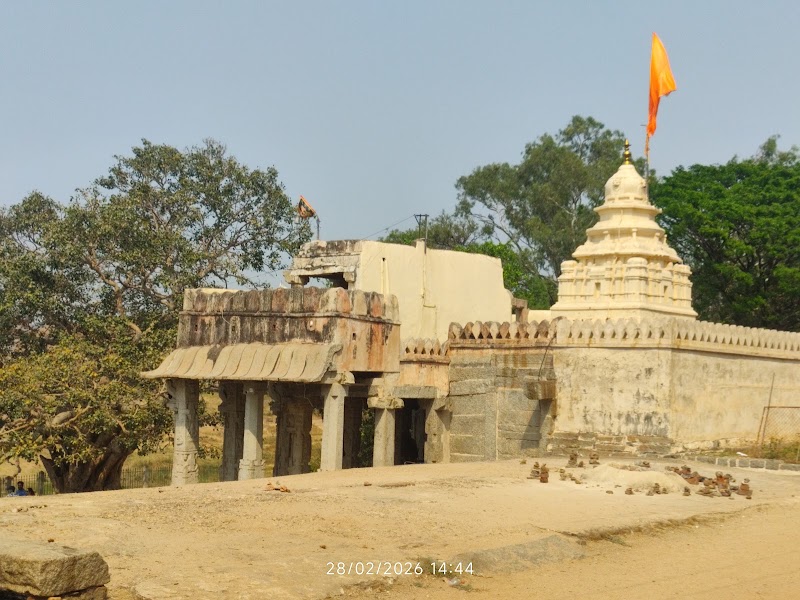 Sri Yantrodharaka Hanuman Temple, Hampi - Sri Yantrodharaka Hanuman Temple, Hampi Nimbapura, Karnataka 583239, India