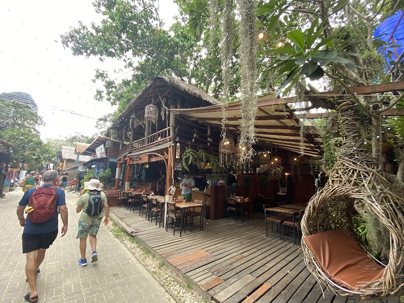 Railay Walking Street - Railay Walking Street 2R6Q+HGW Railay West Beach, Tambon Ao Nang, Amphoe Mueang Krabi, Chang Wat Krabi 81000, Thailand