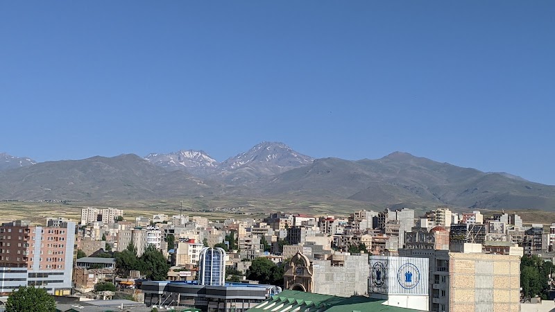 Royal Park Hotel & Spa - Royal Park Hotel & Spa, 43XH+X48, Sareyn, Ardabil Province, Iran