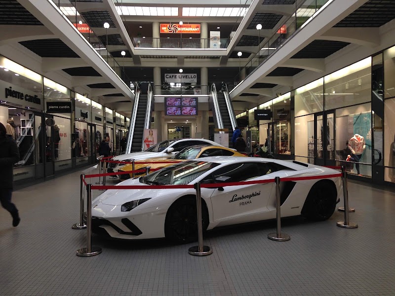 Shopping centrum Černá růže - Shopping centrum Černá růže, 12, Na Příkopě 853, Nové Město, 110 00 Praha-Praha 1, Czechia