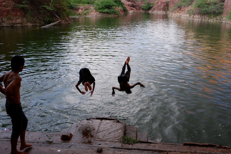 JODHPUR WALKING TOURS - JODHPUR WALKING TOURS Fateh Pol Road, juni mandi , Sodagaran Mohalla, Jodhpur, Rajasthan342001, Fateh Pol Rd, Outside Chandpol Gate, Police Station, Kabir Nagar, Jodhpur, Rajasthan 342024, India