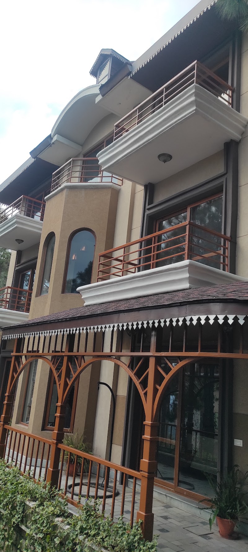 JLPL Sanawar Hills - JLPL Sanawar Hills, Sanawar, Kasauli, Himachal Pradesh 173201, India
